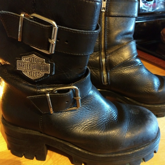 SOLD....Woman Harley boots - Picture 1 of 5